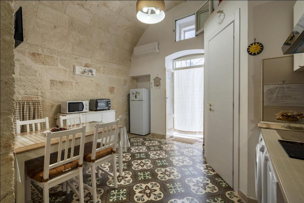 Chiarina Rooms 2 Polignano a Mare Luaran gambar